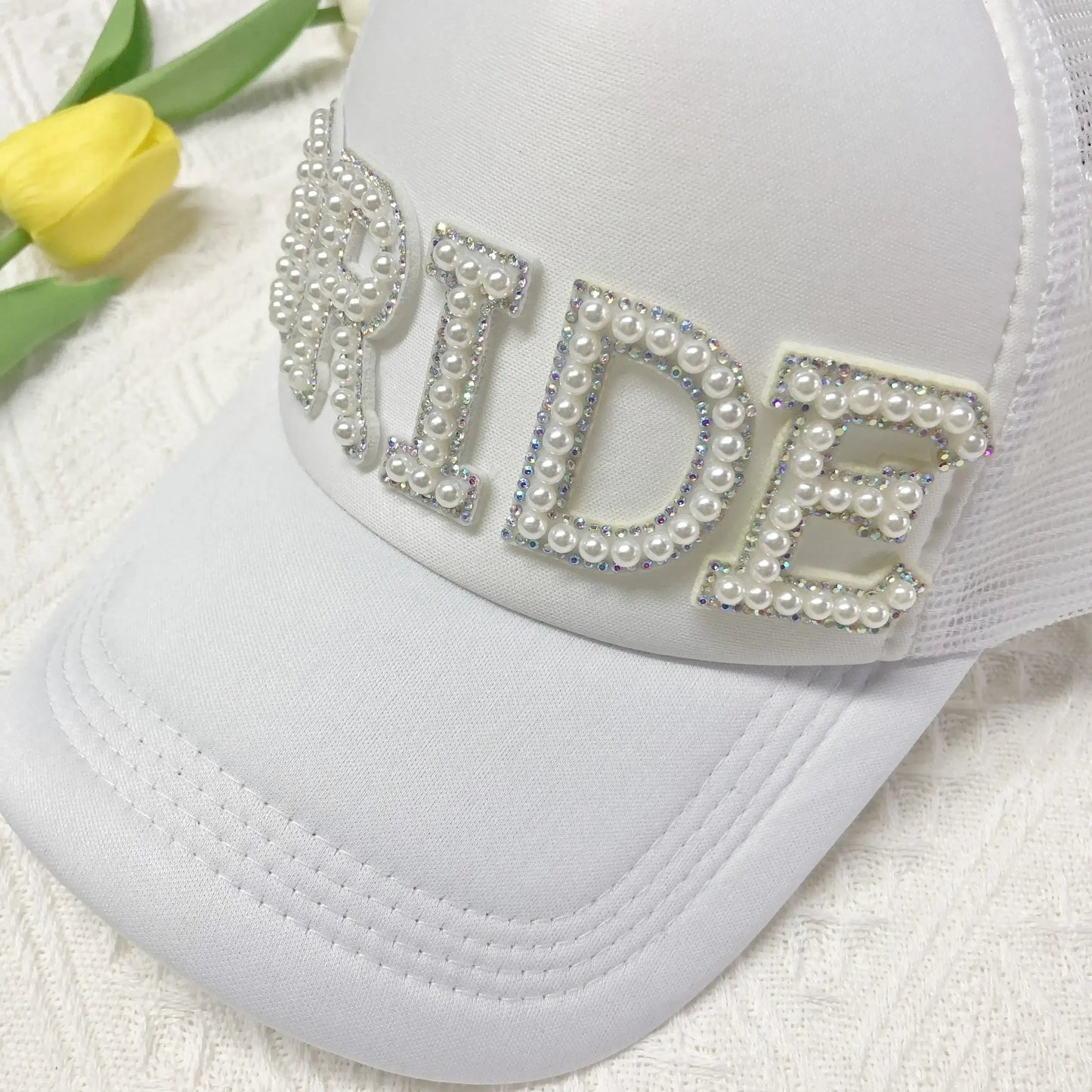 White BRIDE/MRS Faux Pearl Letters Baseball Cap